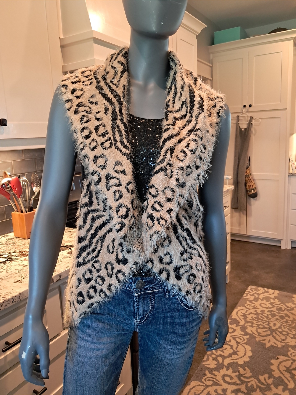 Spense Cream and Black Faux Fur Leopard Print Vest